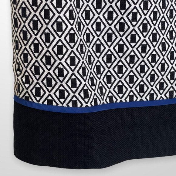 Ann Taylor Geometric Pencil Skirt A-Line Size 2 - Picture 4 of 6